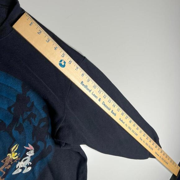 90s Vintage Looney Tunes Shadow Sweatshirt by Delta - Made in USA - Size XL - Picture 2 of 13